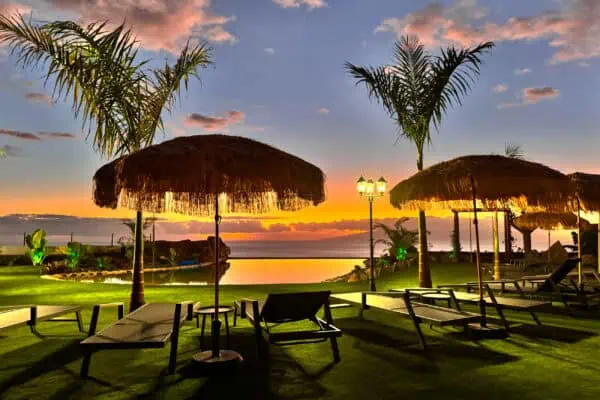 Alaya Tenerife Piscina tipo Playa Climatizada y Vistas al Océano